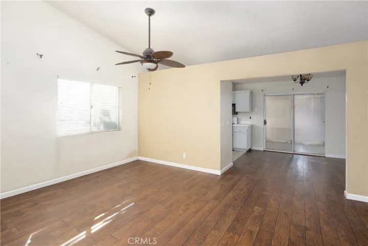 Large sliding glass doors take you into the back patio.