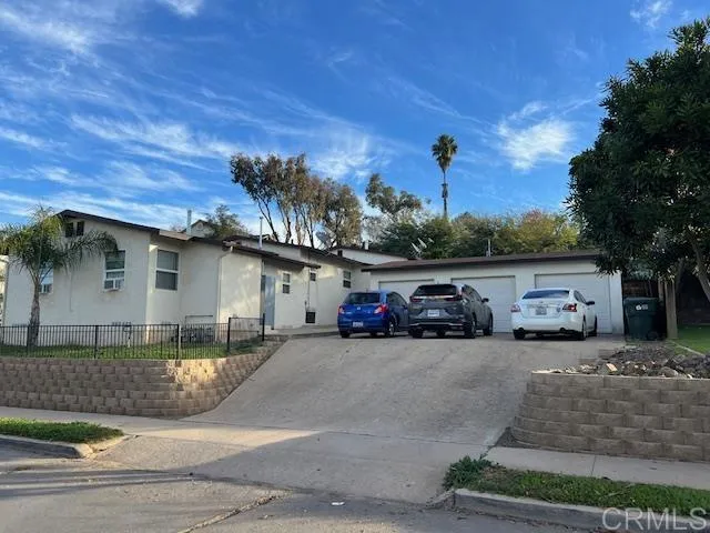 403 11 4th Ave, Escondido, California 92025