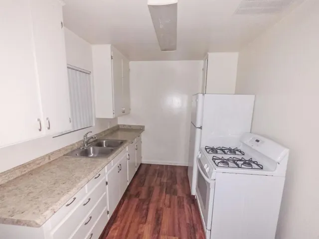 403 11 4th Ave, Escondido, California 92025