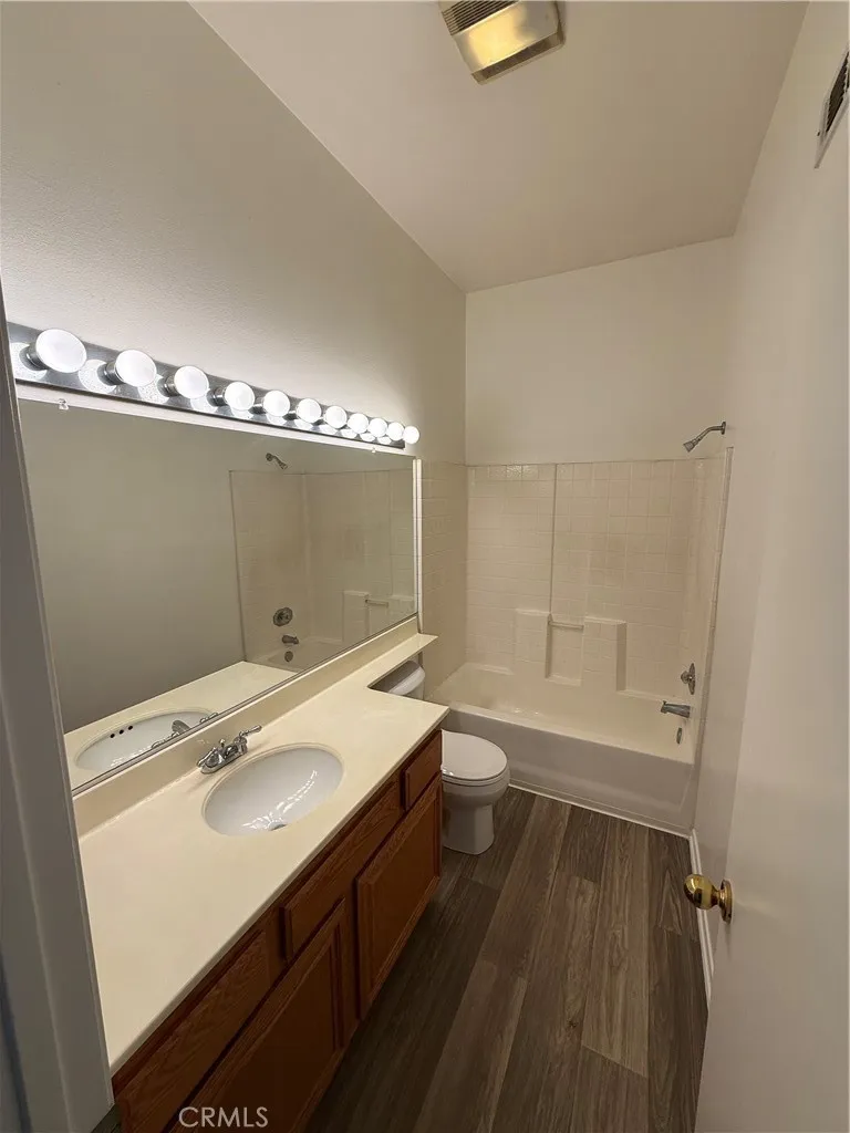 1036 N Turner Avenue, Ontario, California 91764 home-pic-13