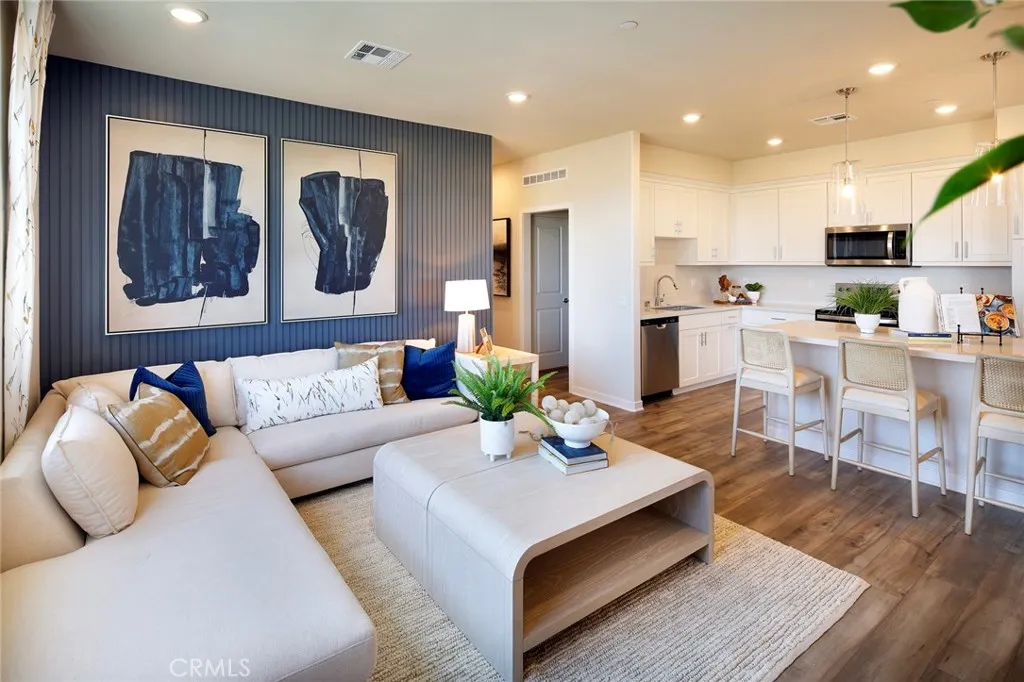 36156 Jaden Avenue 2401, Murrieta, California 92563 home-pic-10