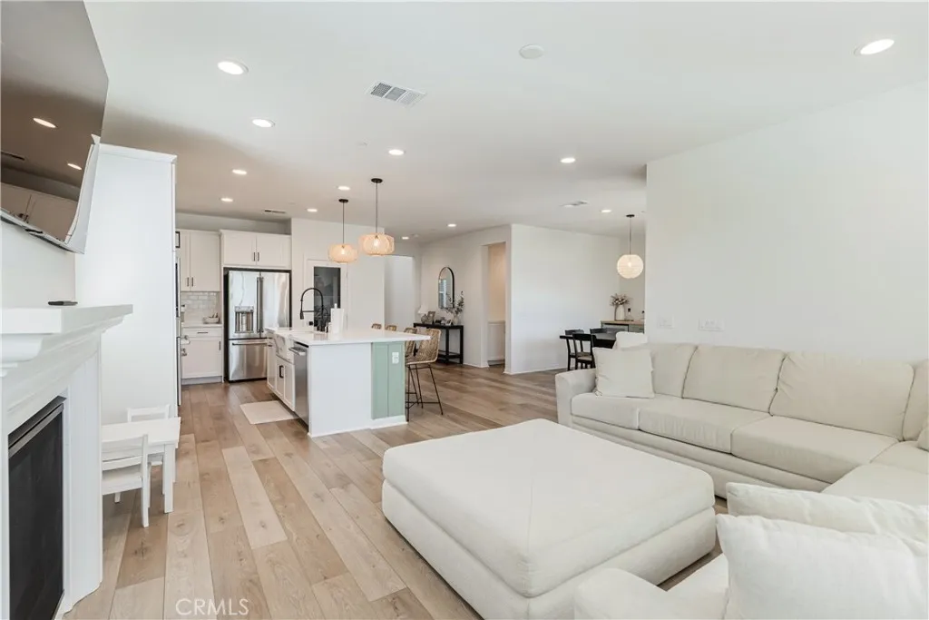 32067 Dawning Ridge, Temecula, California 92591 home-pic-8