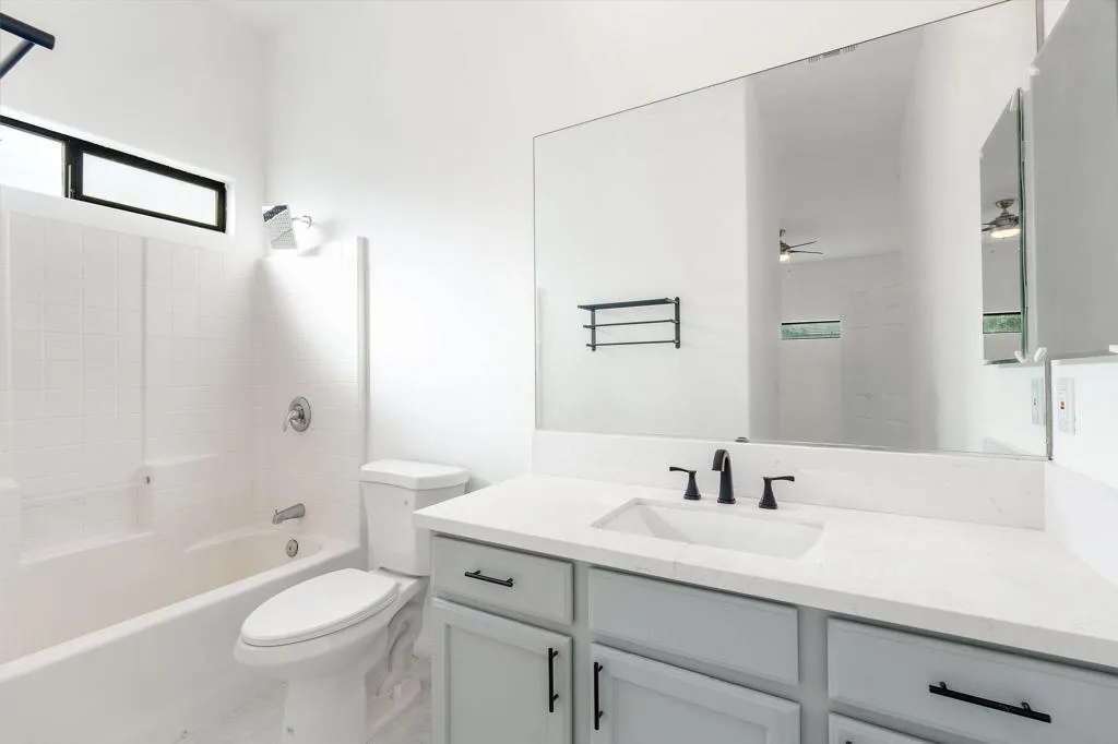 16240 Avenida Rambla, Desert Hot Springs, California 92240 home-pic-11