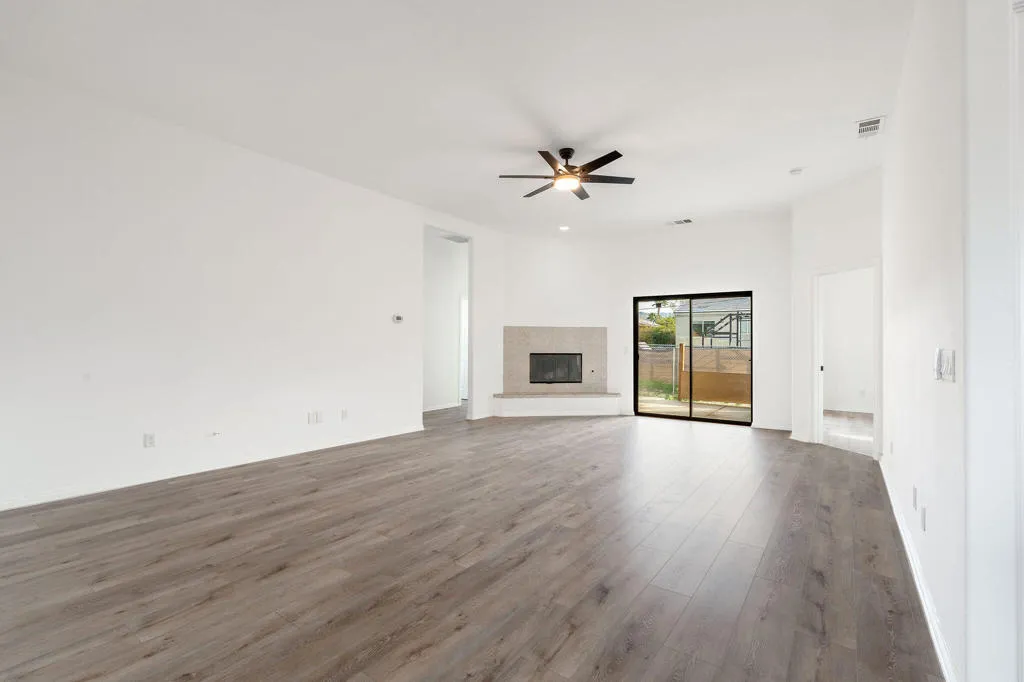 16240 Avenida Rambla, Desert Hot Springs, California 92240 home-pic-3