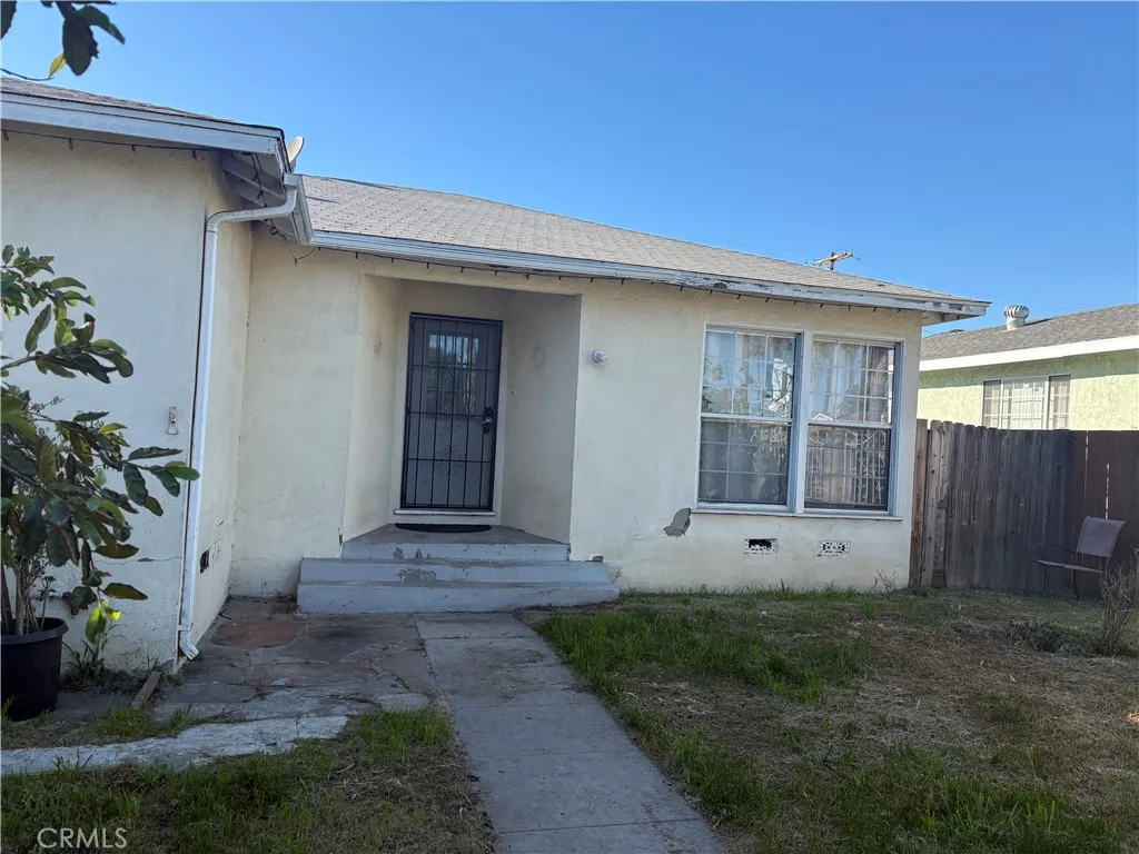 6331 Columbus Avenue, Van Nuys, California 91411 home-pic-2