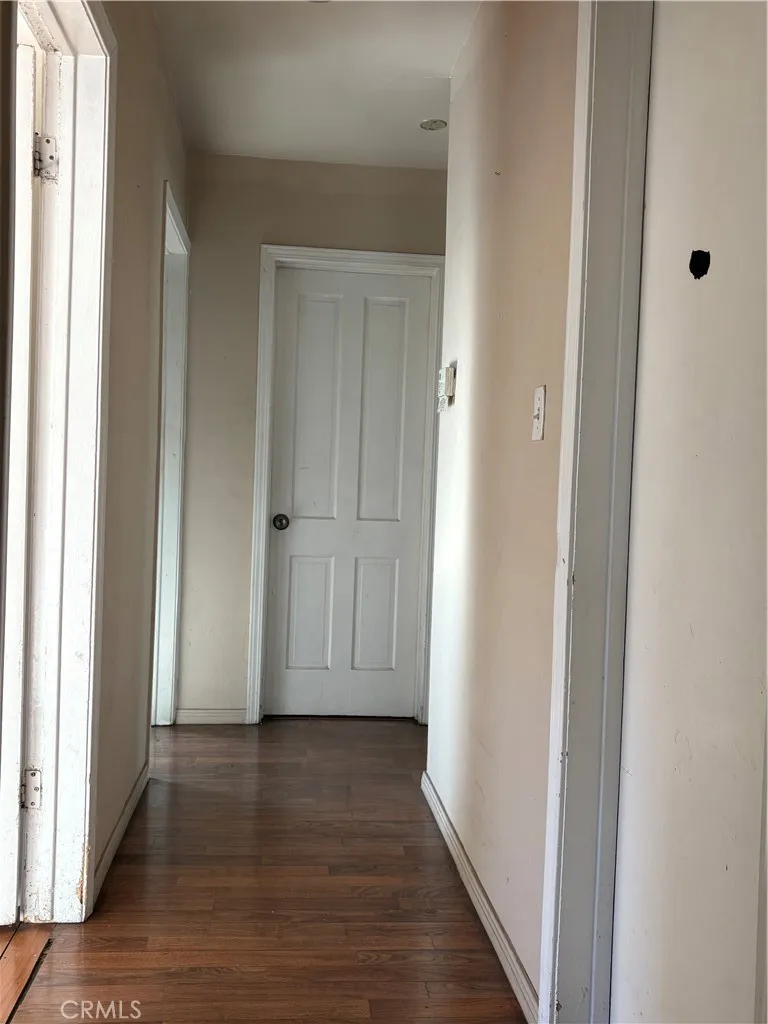 6331 Columbus Avenue, Van Nuys, California 91411 home-pic-9