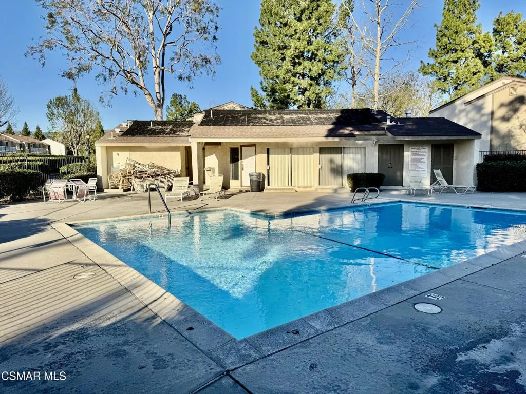 15266 Campus Park Drive C, Moorpark, California 93021 home-pic-18