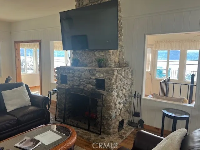 12605 Lakeshore Drive, Clearlake, California 95422