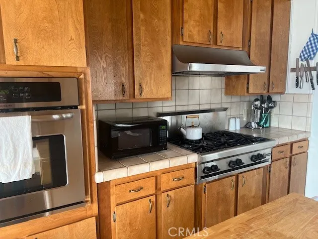 12605 Lakeshore Drive, Clearlake, California 95422