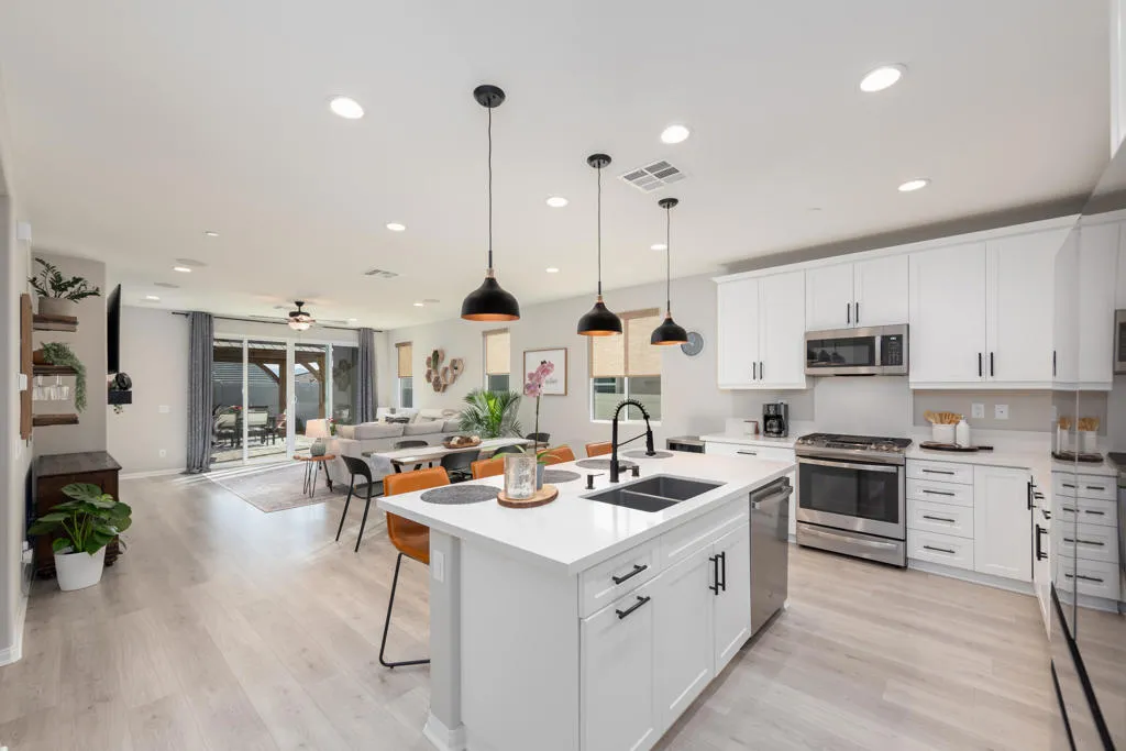 32202 Najar Lane, Menifee, California 92584 home-pic-2