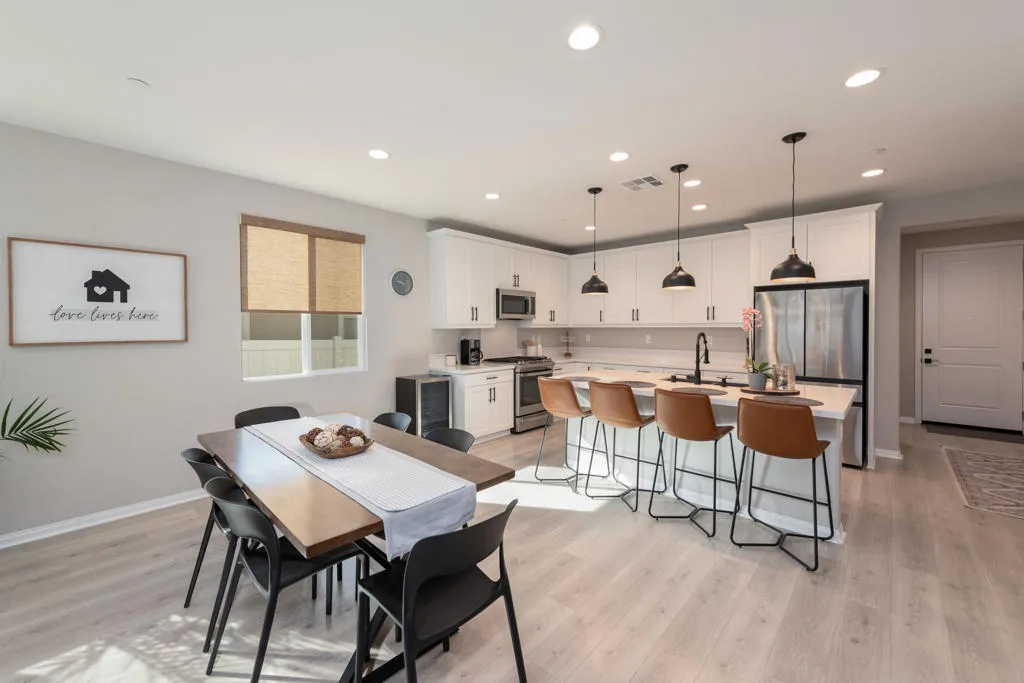 32202 Najar Lane, Menifee, California 92584 home-pic-4