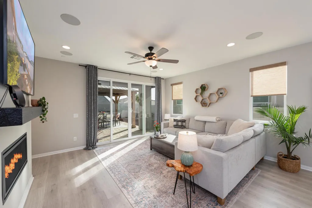 32202 Najar Lane, Menifee, California 92584 home-pic-10