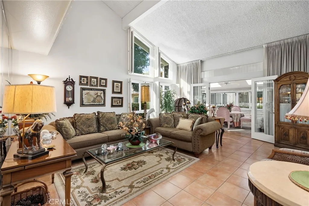 616 Avenida Sevilla D, Laguna Woods, California 92637 home-pic-7