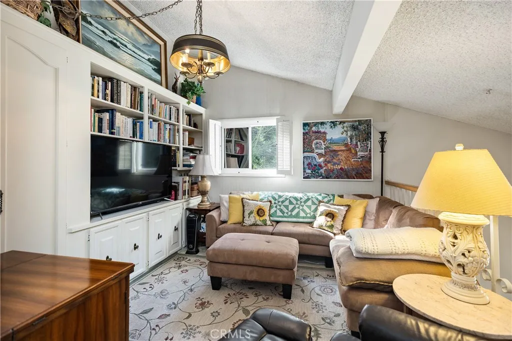 616 Avenida Sevilla D, Laguna Woods, California 92637 home-pic-24