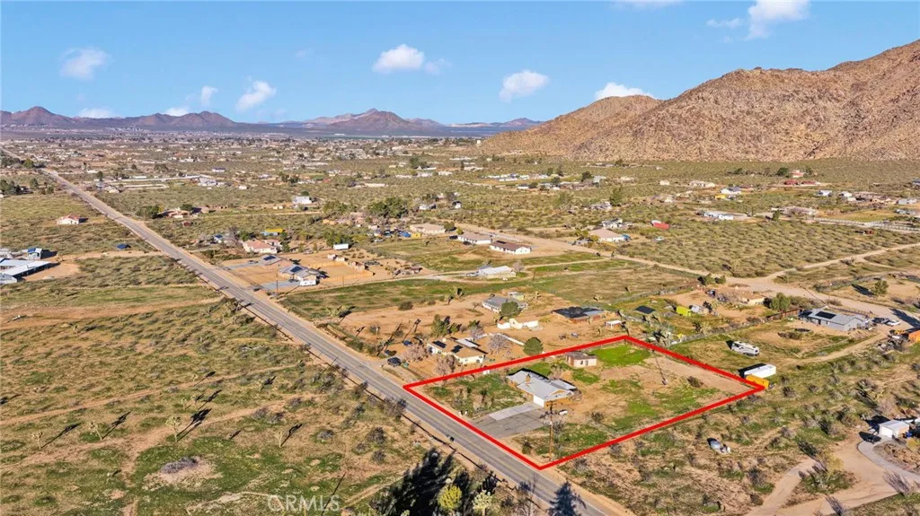 24726 Cahuilla, Apple Valley, California 92307 home-pic-36