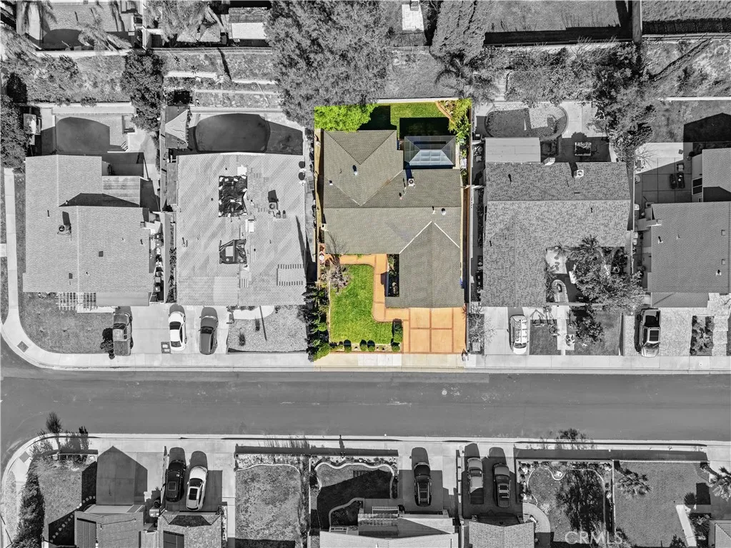 18927 Claycrest, Canyon Country, California 91351 home-pic-33