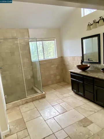 1729 Alum Rock Ct, Modesto, California 95358