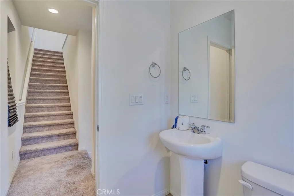 314 N Standard, Santa Ana, California 92701 home-pic-36