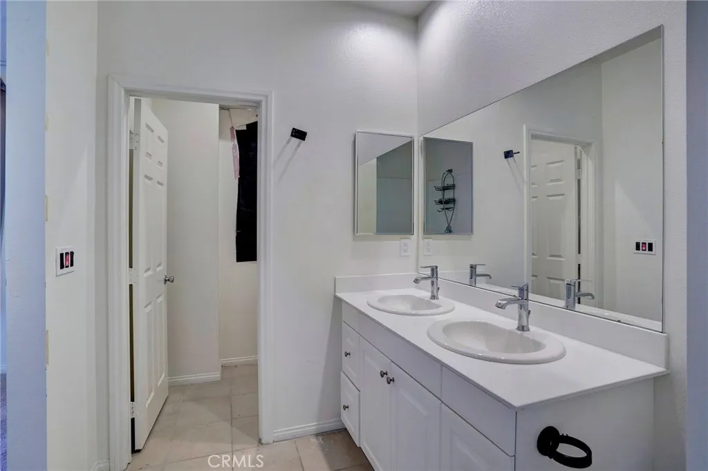 314 N Standard, Santa Ana, California 92701 home-pic-41