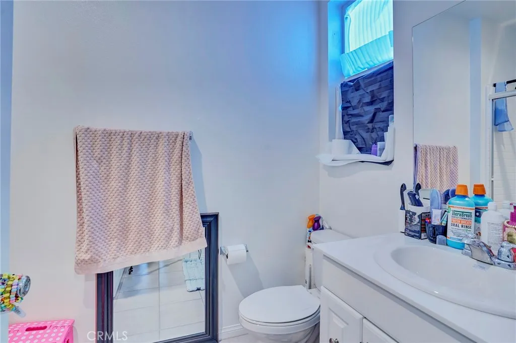 314 N Standard, Santa Ana, California 92701 home-pic-13