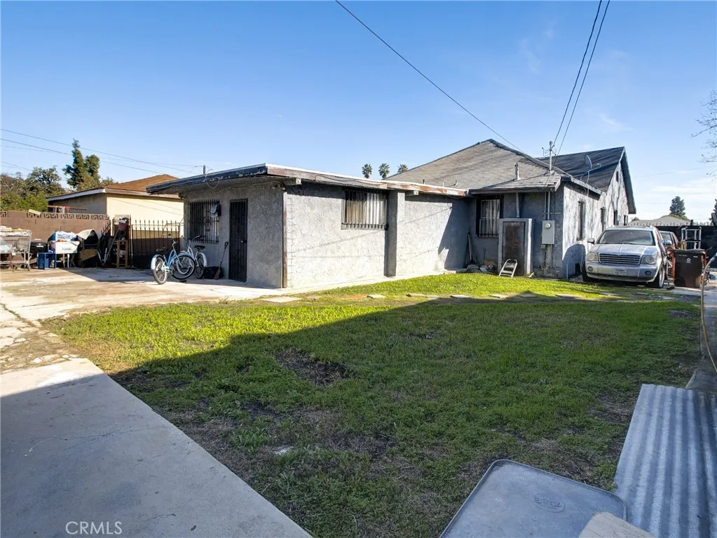 11113 Berendo Avenue, Los Angeles, California 90044 home-pic-14