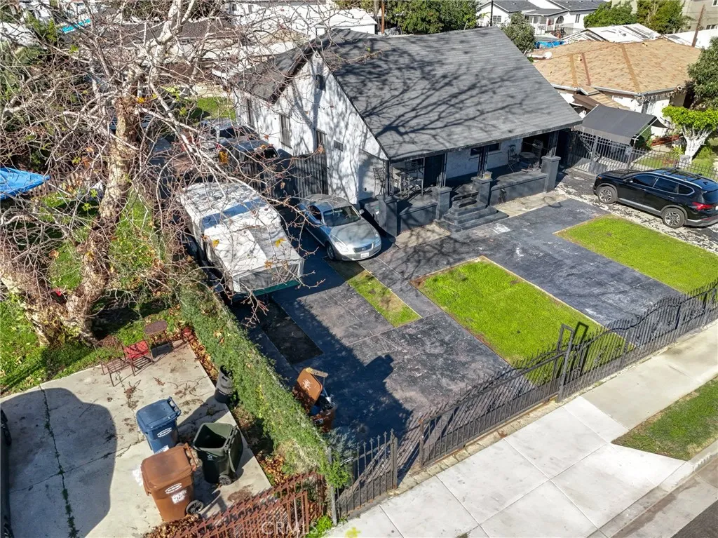 11113 Berendo Avenue, Los Angeles, California 90044 home-pic-21