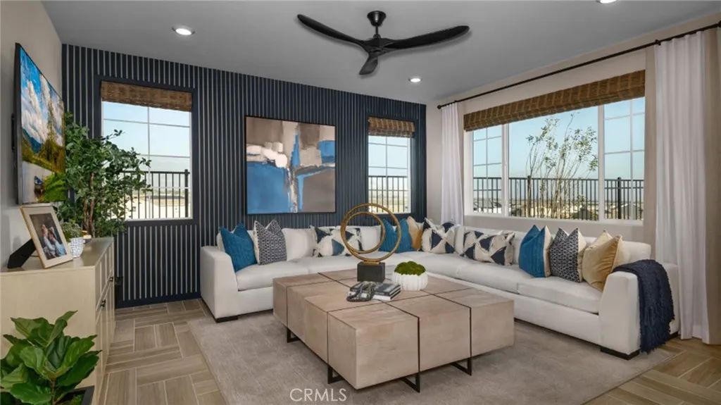 2439 Gunner Ridge Way, Rialto, California 92377 home-pic-4