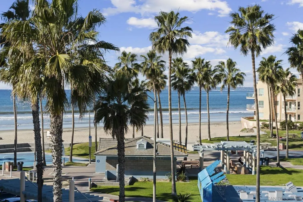 809 Seacoast Drive, Imperial Beach, California 91932 home-pic-4