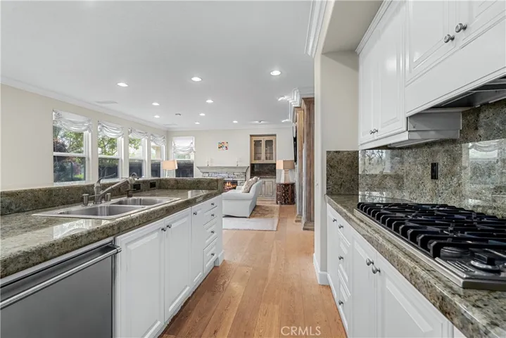 1441 High Bluff, Newport Beach, California 92660