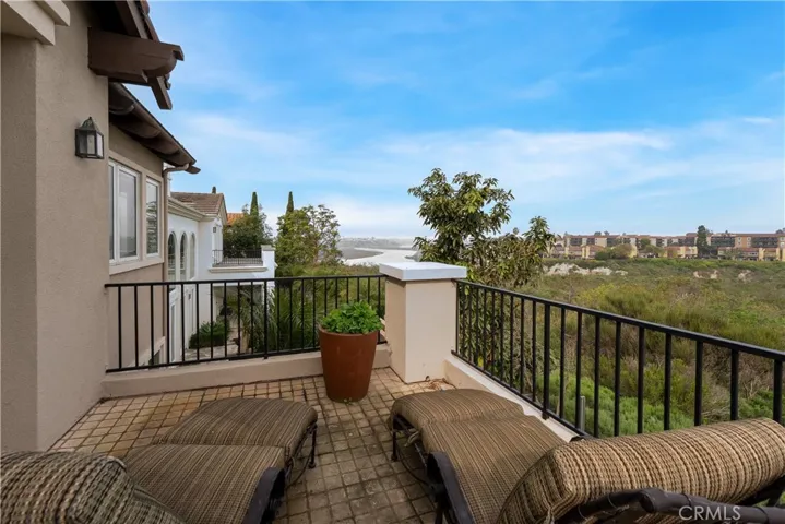 1441 High Bluff, Newport Beach, California 92660