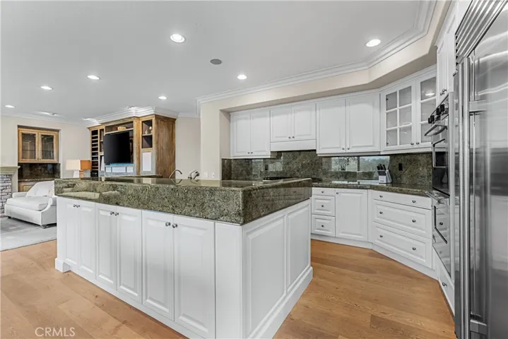 1441 High Bluff, Newport Beach, California 92660