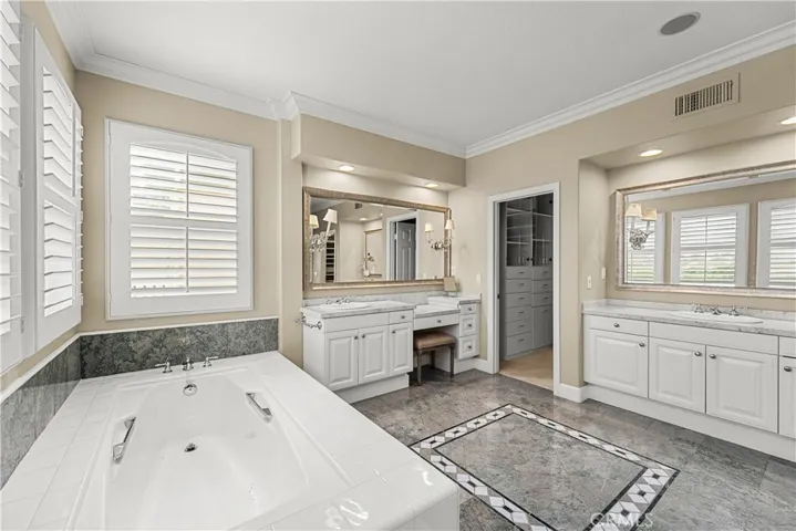 1441 High Bluff, Newport Beach, California 92660