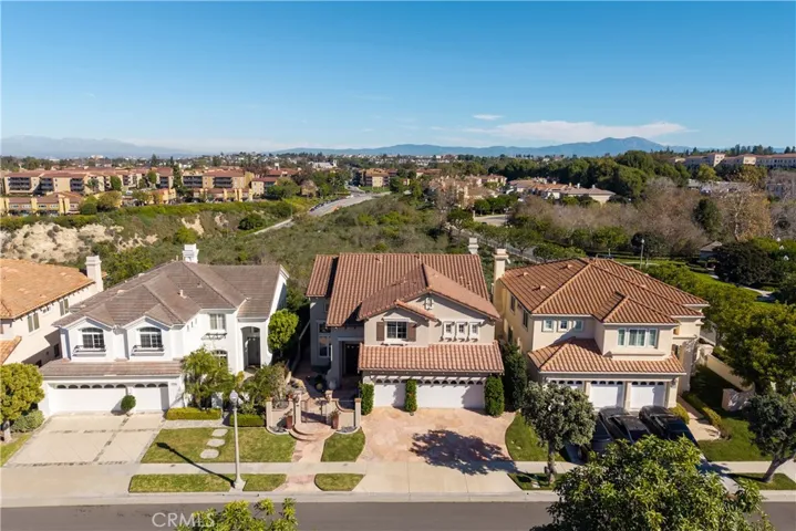 1441 High Bluff, Newport Beach, California 92660