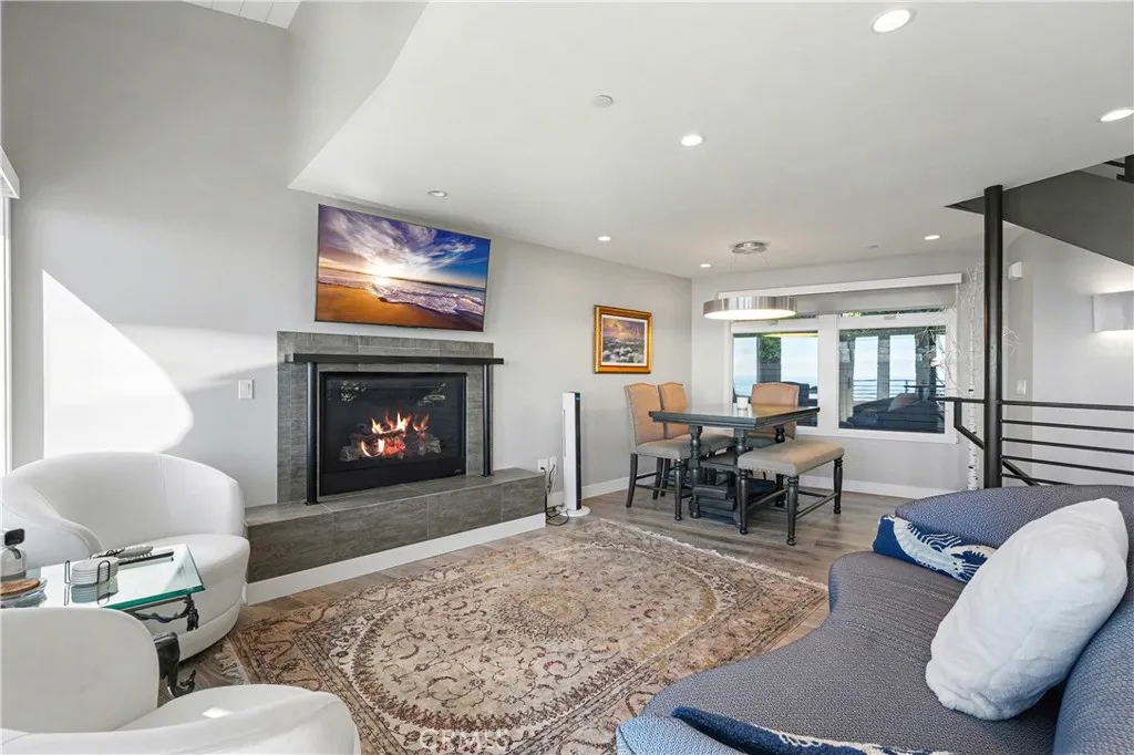 2590 Iris, Laguna Beach, California 92651 home-pic-21