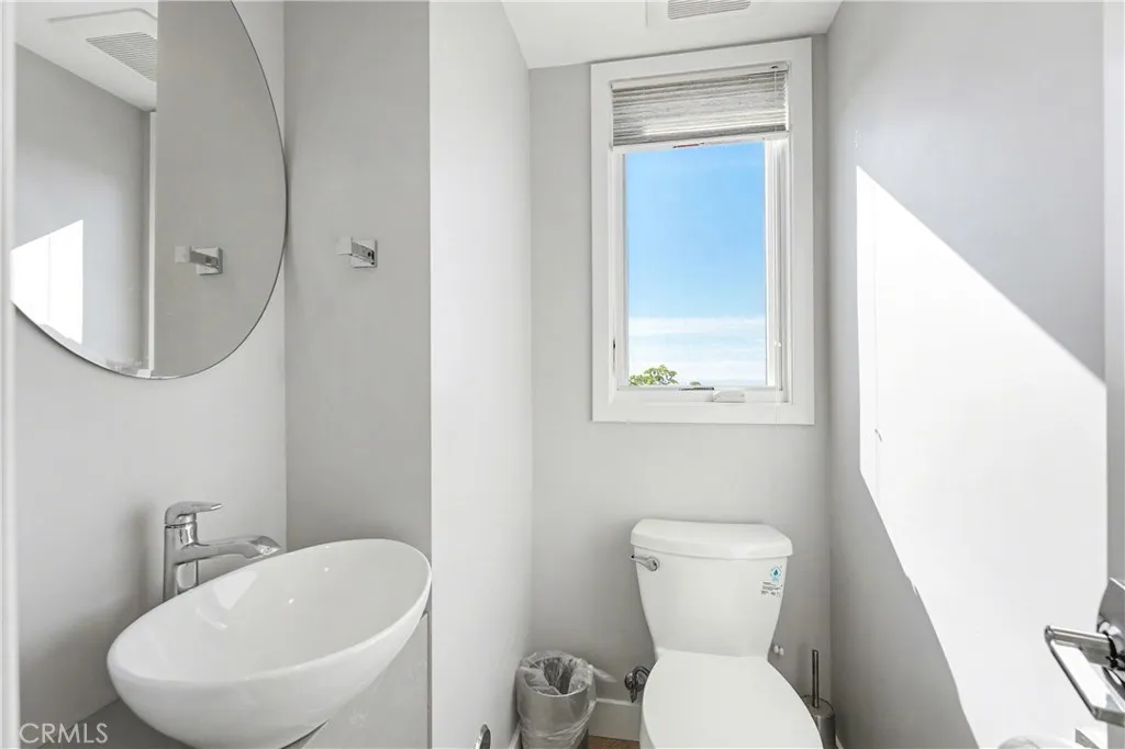 2590 Iris, Laguna Beach, California 92651 home-pic-36