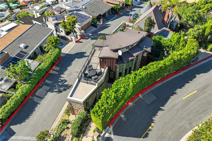 2590 Iris, Laguna Beach, California 92651