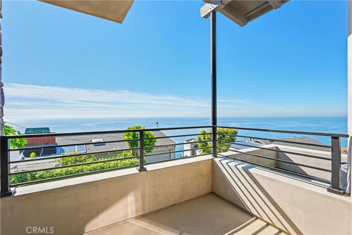 2590 Iris, Laguna Beach, California 92651