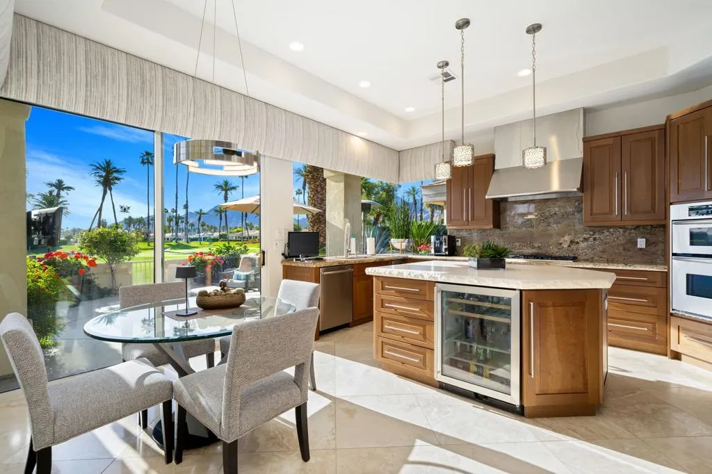 75140 Inverness Drive, Indian Wells, California 92210 home-pic-17