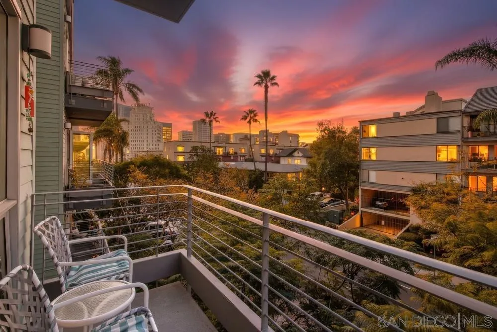 889 Date St 304, San Diego, California 92101 home-pic-22