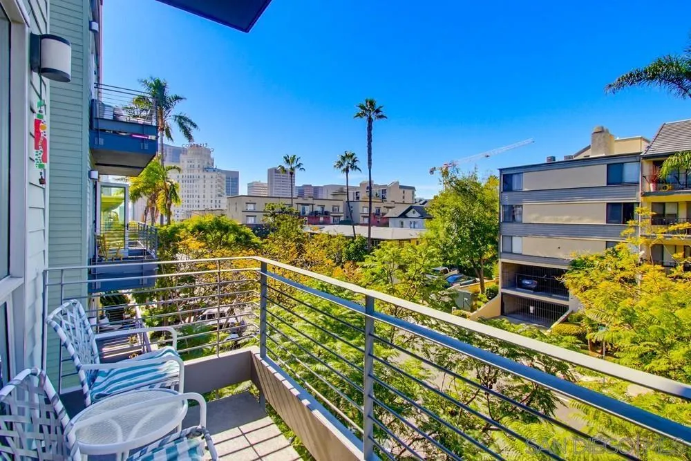 889 Date St 304, San Diego, California 92101 home-pic-21