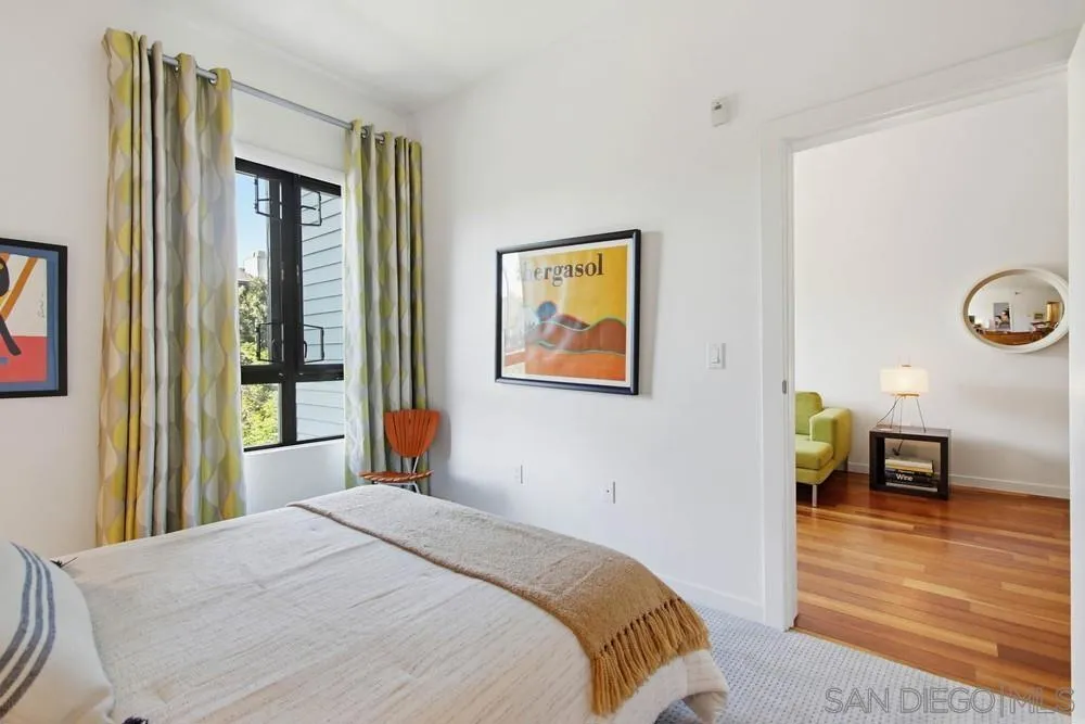 889 Date St 304, San Diego, California 92101 home-pic-13