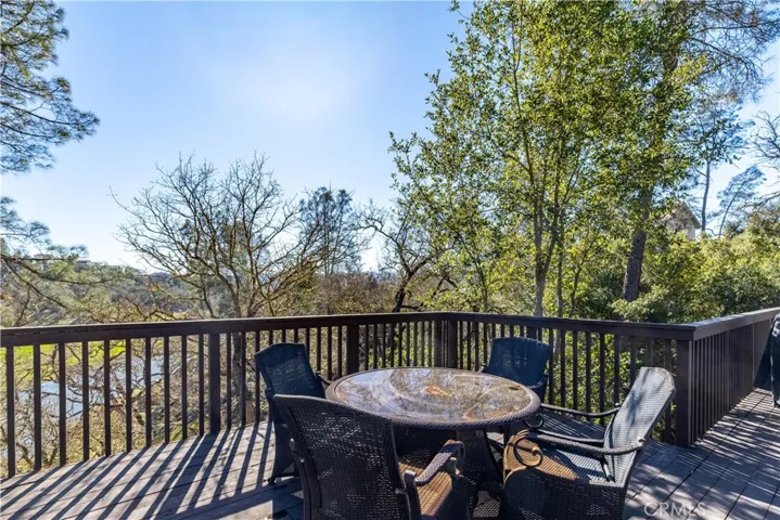 2627 Captains Walk, Lake Nacimiento, California 93426