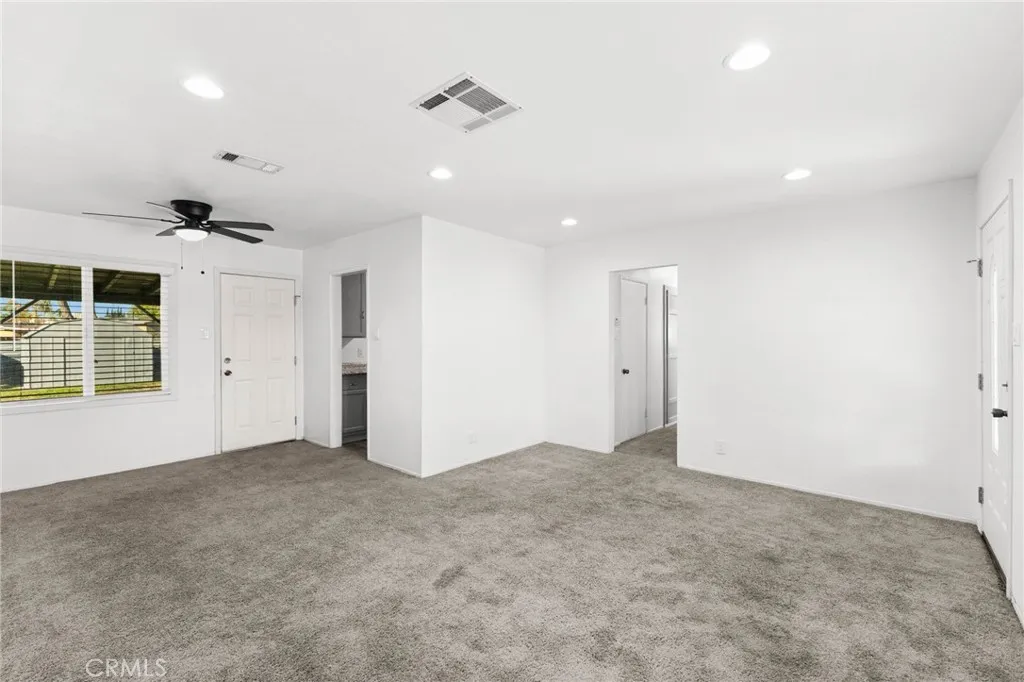 9416 Cedar, Bloomington, California 92316 home-pic-8