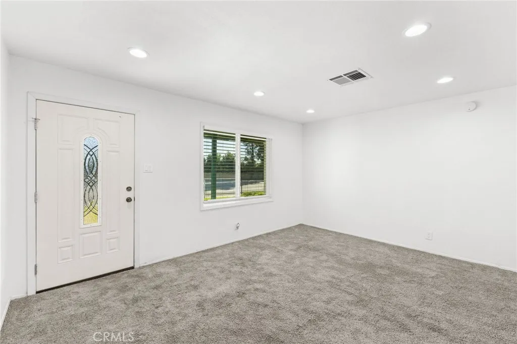 9416 Cedar, Bloomington, California 92316 home-pic-9