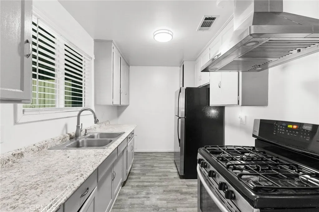 9416 Cedar, Bloomington, California 92316 home-pic-10