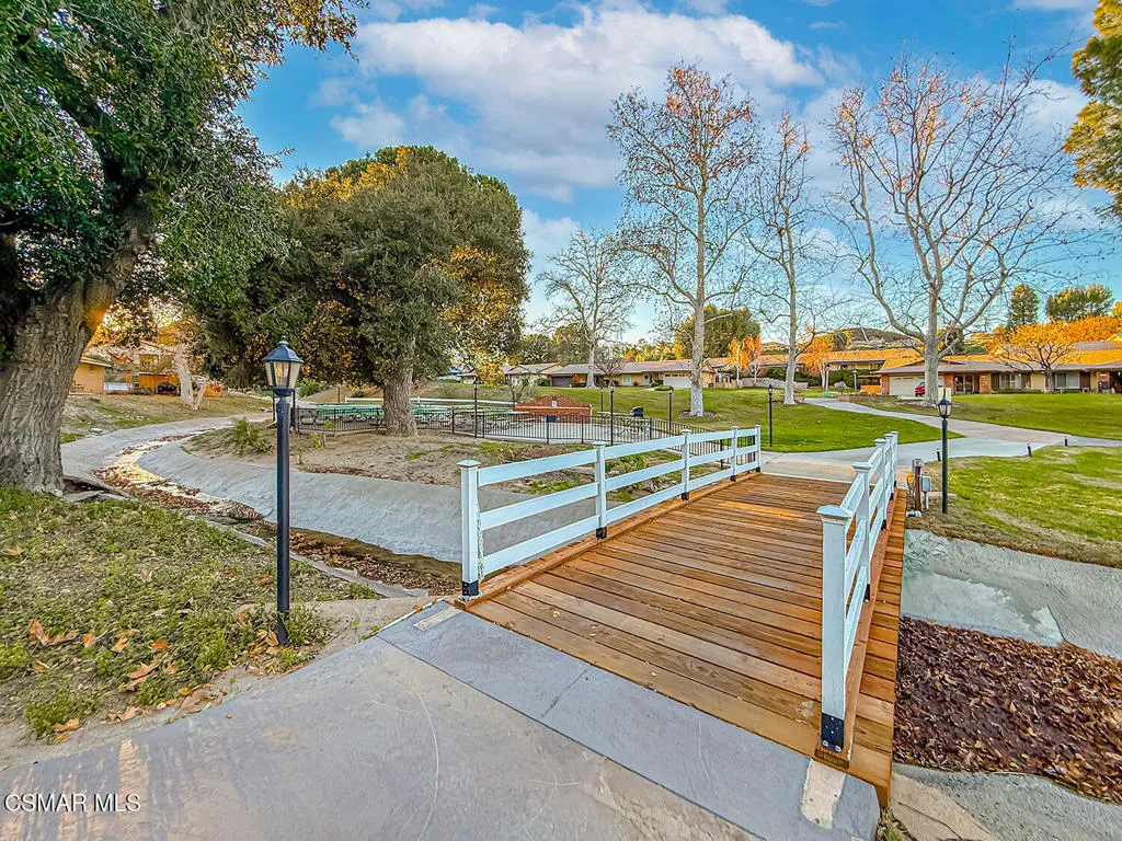 19337 Oak Plaza Court, Newhall, California 91321 home-pic-51