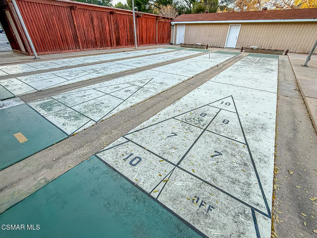 19337 Oak Plaza Court, Newhall, California 91321 home-pic-55
