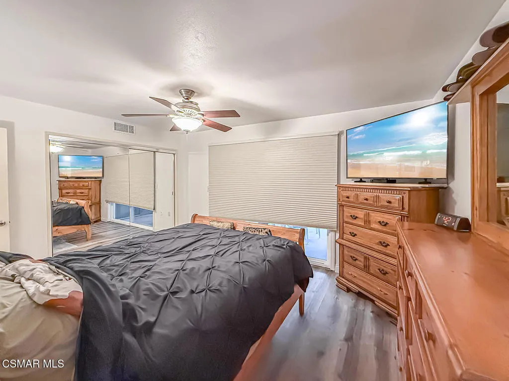 19337 Oak Plaza Court, Newhall, California 91321 home-pic-31
