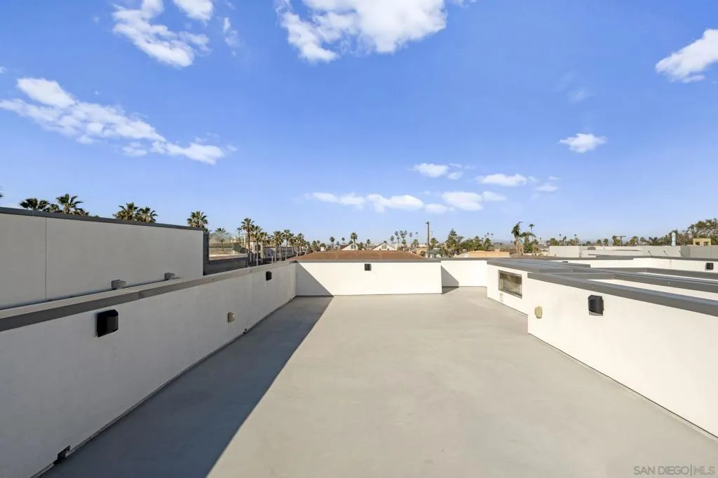 107 Daisy, Imperial Beach, California 91932 home-pic-36