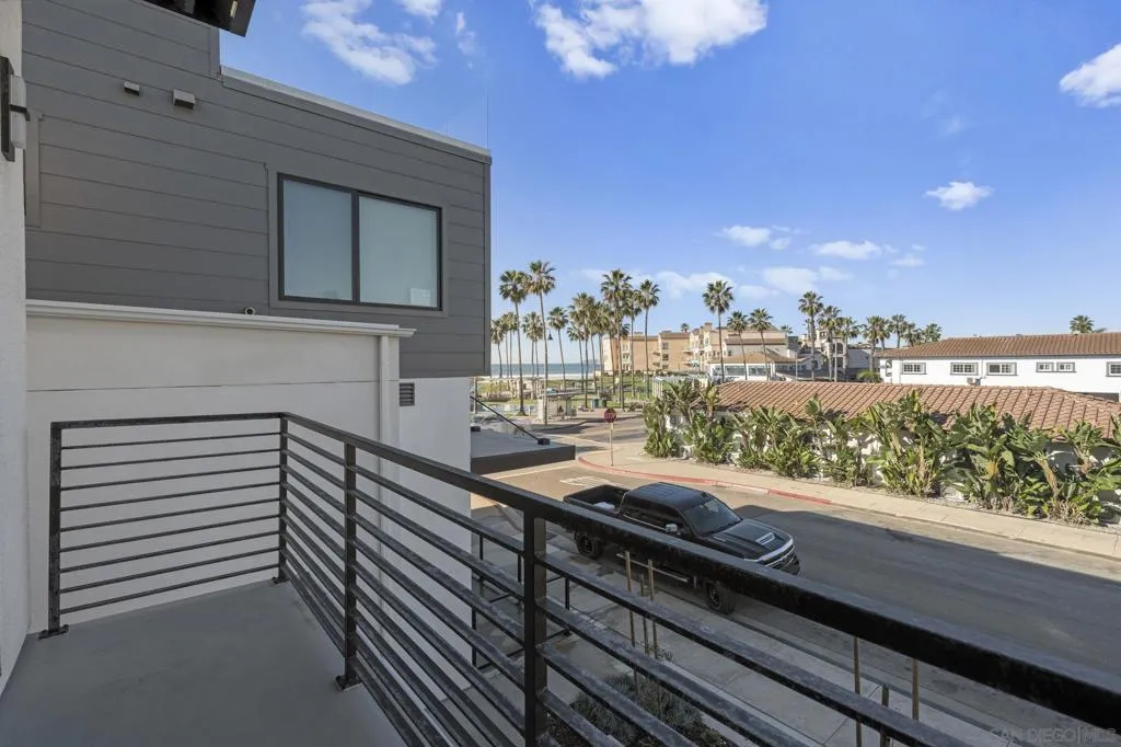 107 Daisy, Imperial Beach, California 91932 home-pic-27